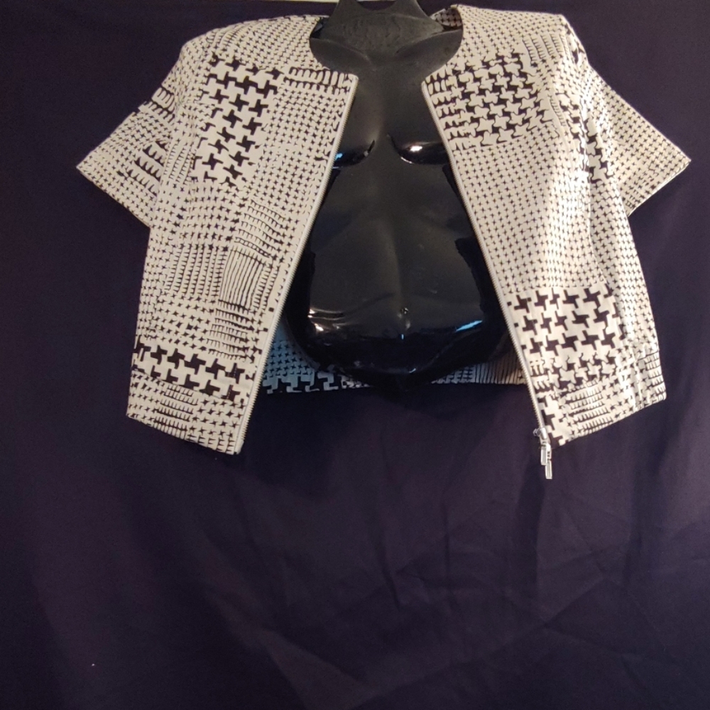 Cabi Ladies Jacket - Picture 2 of 4